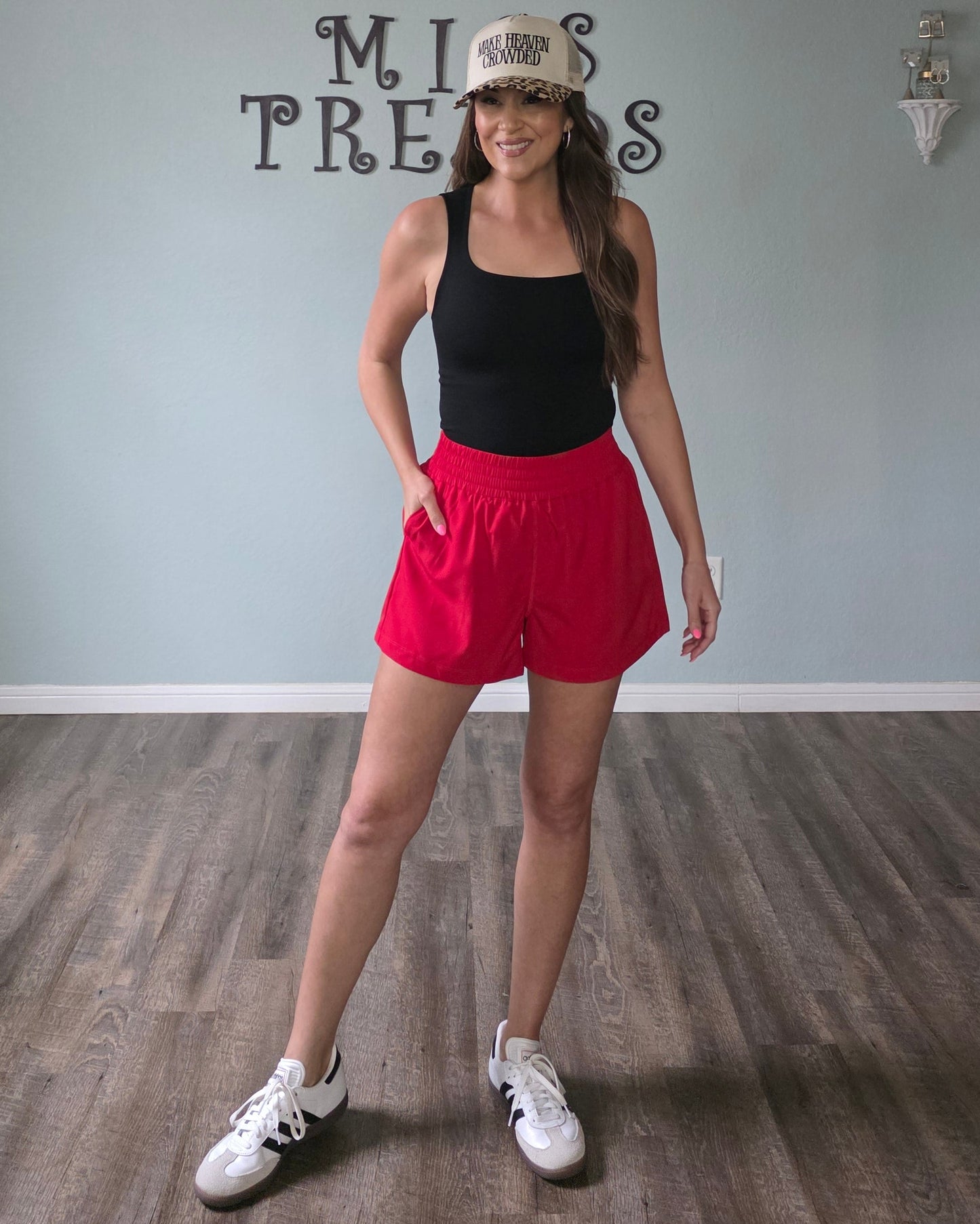 Sunny Days Shorts-Black or Red