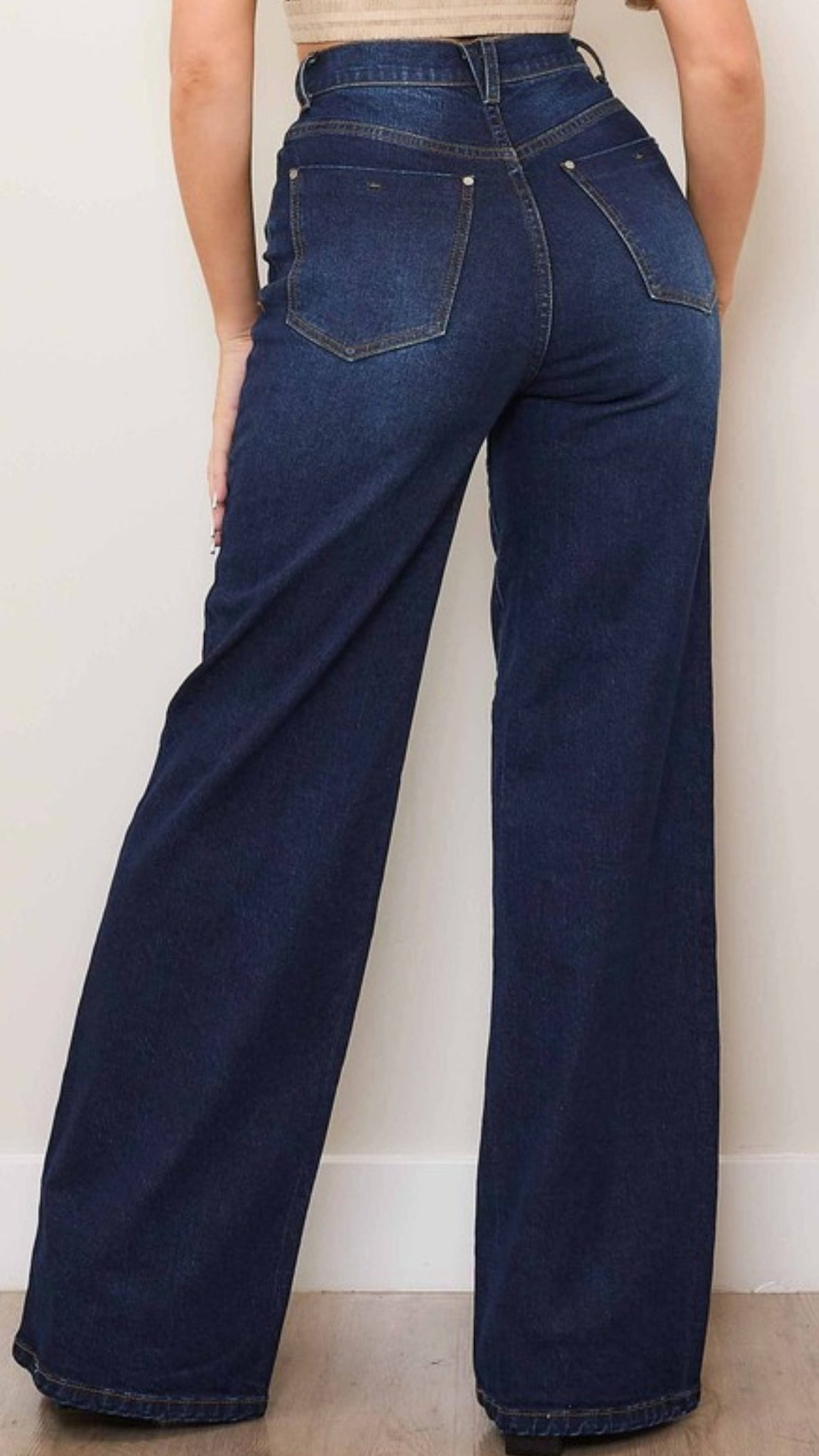Modern Staple Wide Leg Jeans