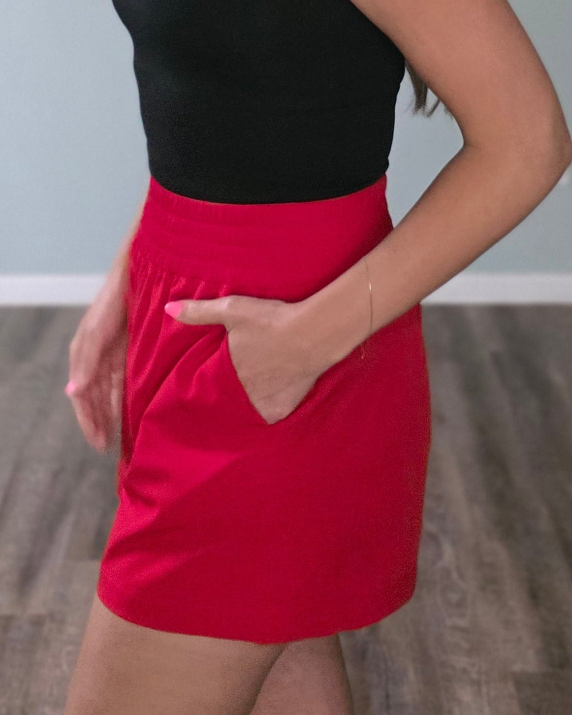 Sunny Days Shorts-Black or Red